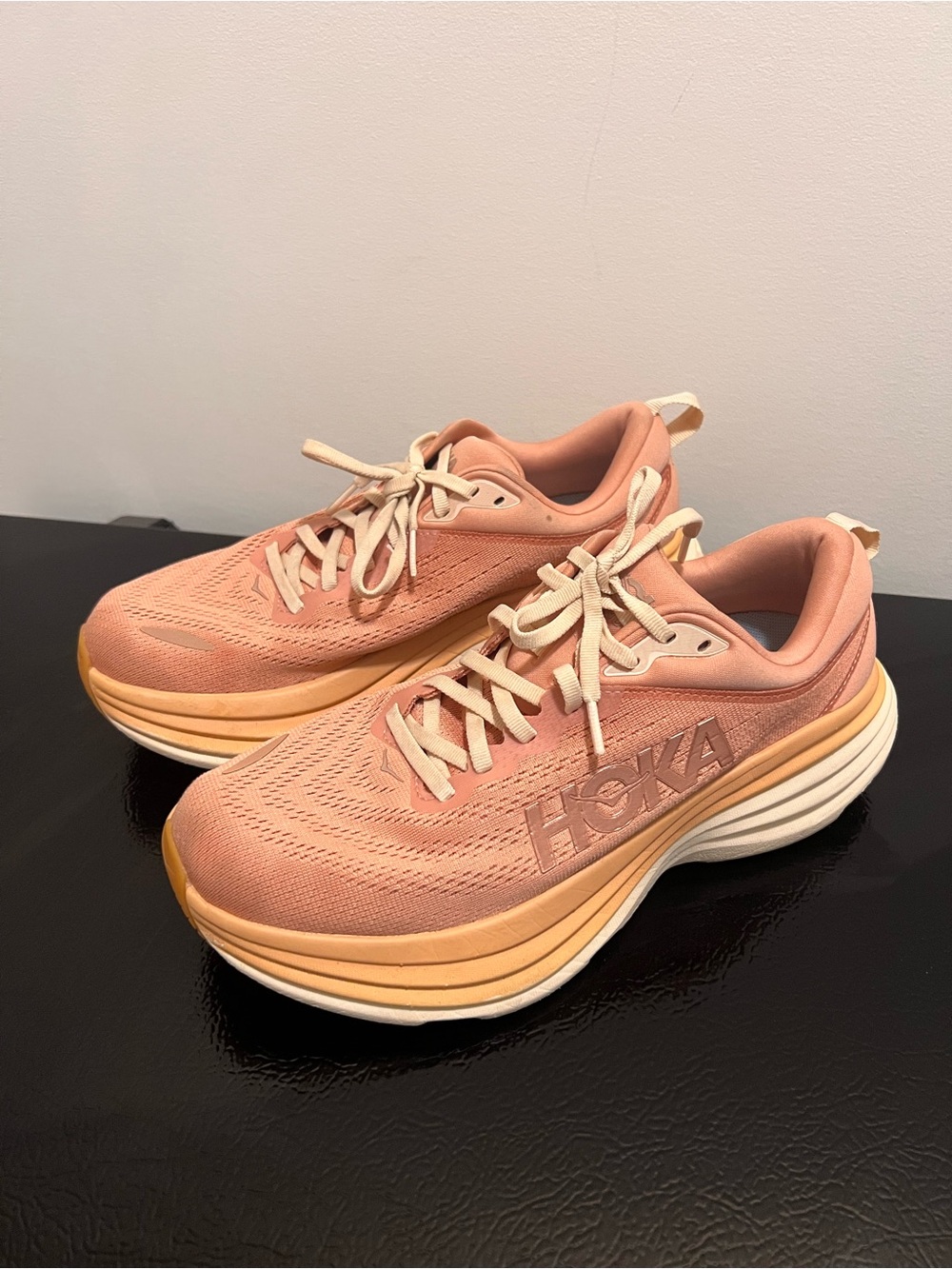 Hoka Women's Bondi 8 sneakers in the Sandstone/Cream colorway Size 9.5 - Picture 1 of 7
